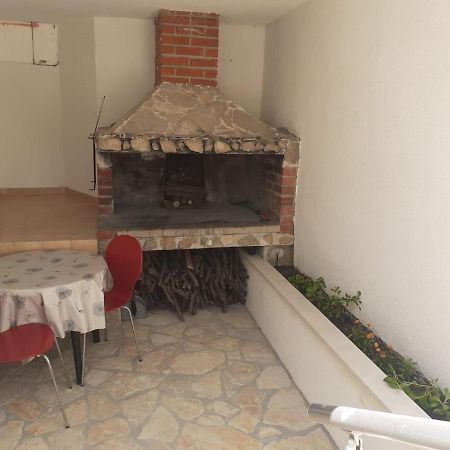 Apartments Slavica Bol Exterior foto