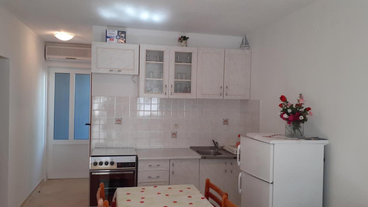 Apartments Slavica Bol Exterior foto