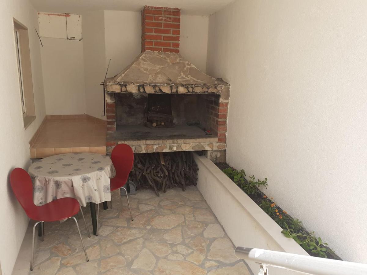 Apartments Slavica Bol Exterior foto