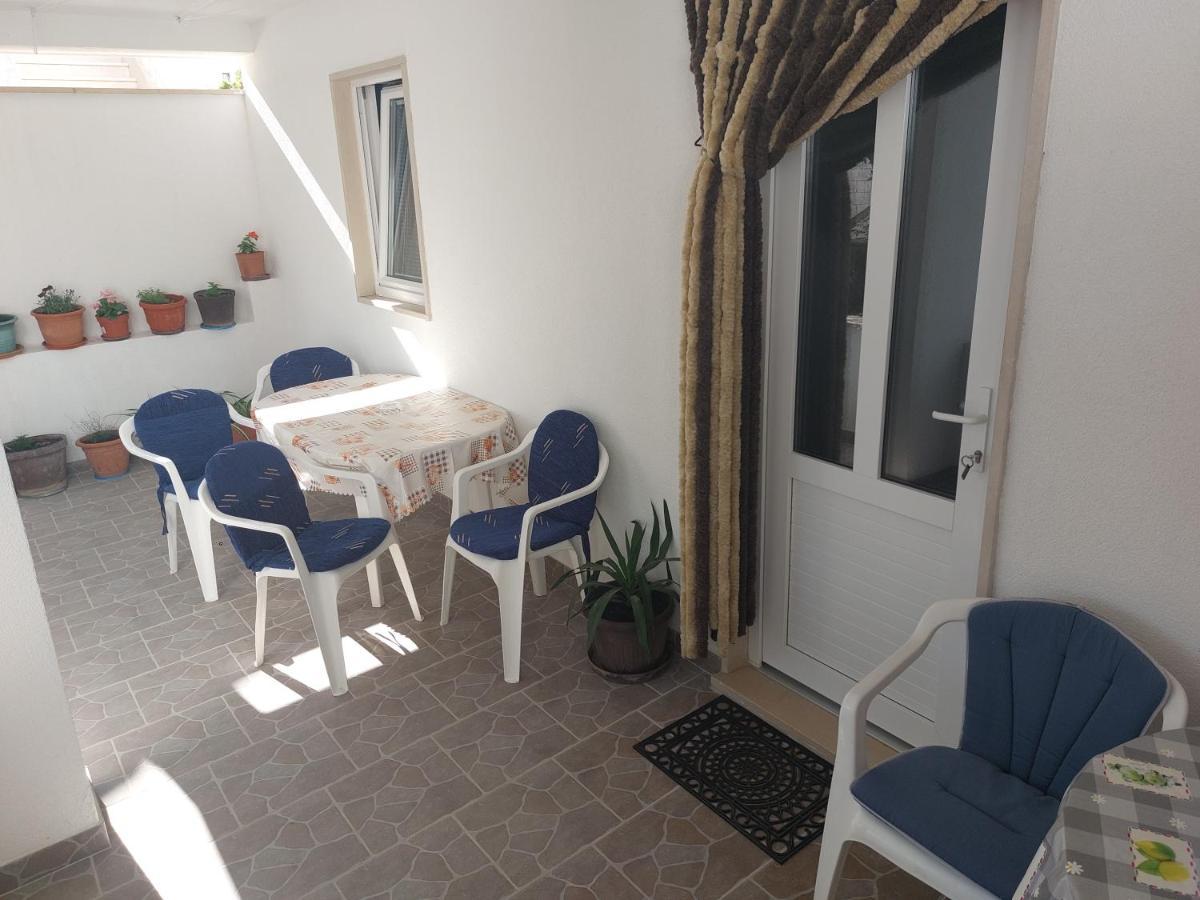Apartments Slavica Bol Exterior foto
